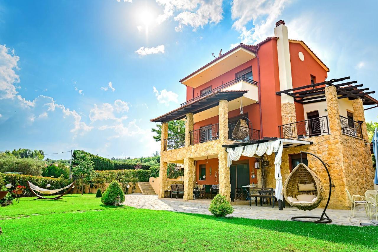 Villa Mariellie Néa Péramos